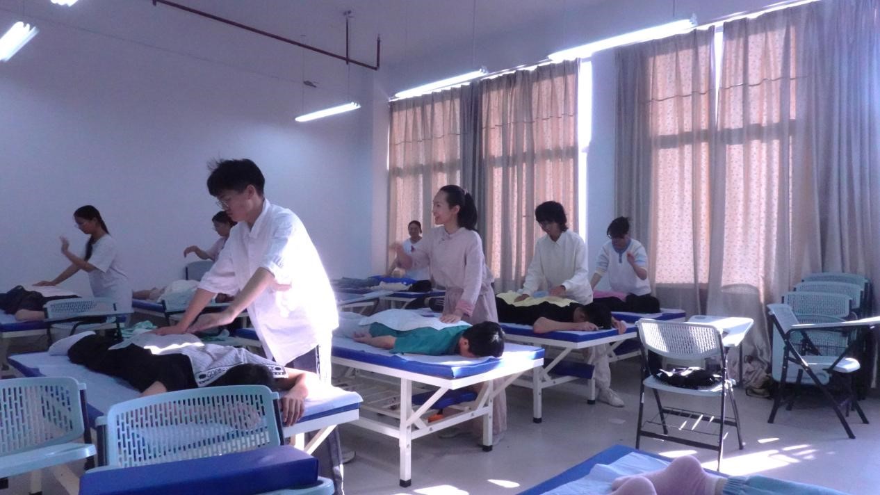 以身疗心6.jpg 无码影片